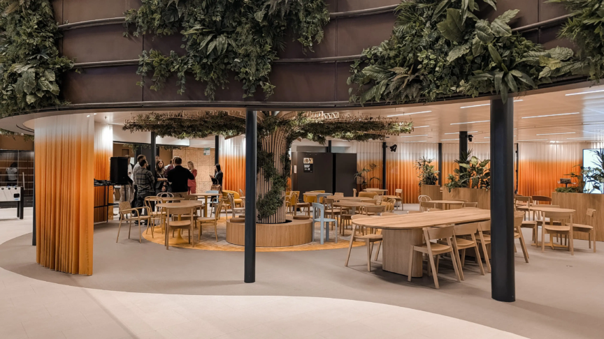 Visite d'un workplace - CoreNet Amsterdam
